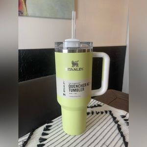 Stanley Quencher H2.0 Tumbler 40OZ